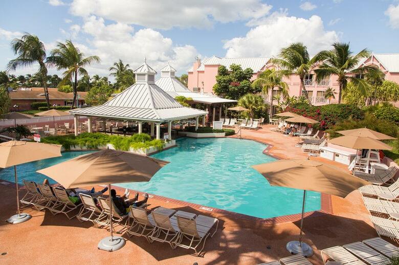Hotel Comfort Suites Paradise Island