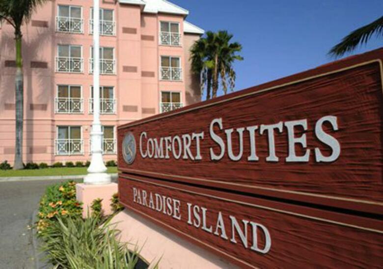 Hotel Comfort Suites Paradise Island