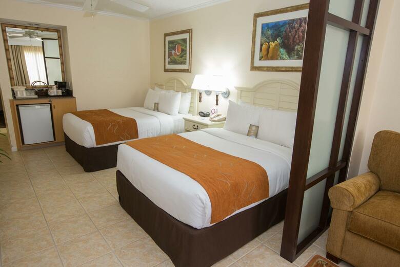 Hotel Comfort Suites Paradise Island
