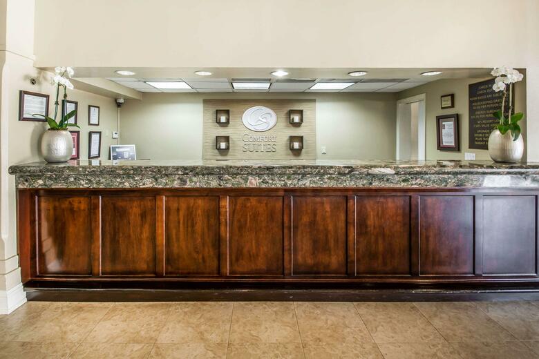 Hotel Comfort Suites Paradise Island