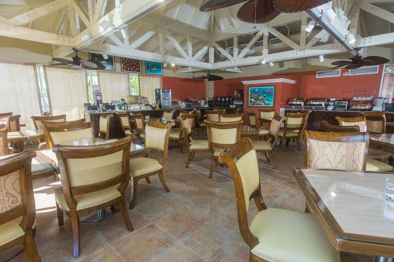 Hotel Comfort Suites Paradise Island