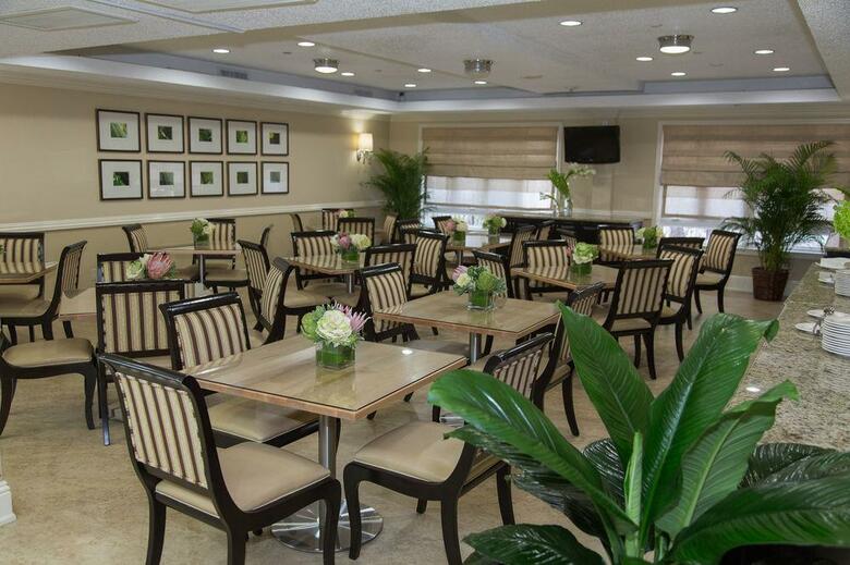 Hotel Comfort Suites Paradise Island