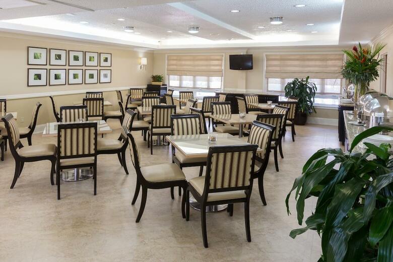 Hotel Comfort Suites Paradise Island