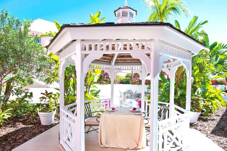 Hotel Comfort Suites Paradise Island
