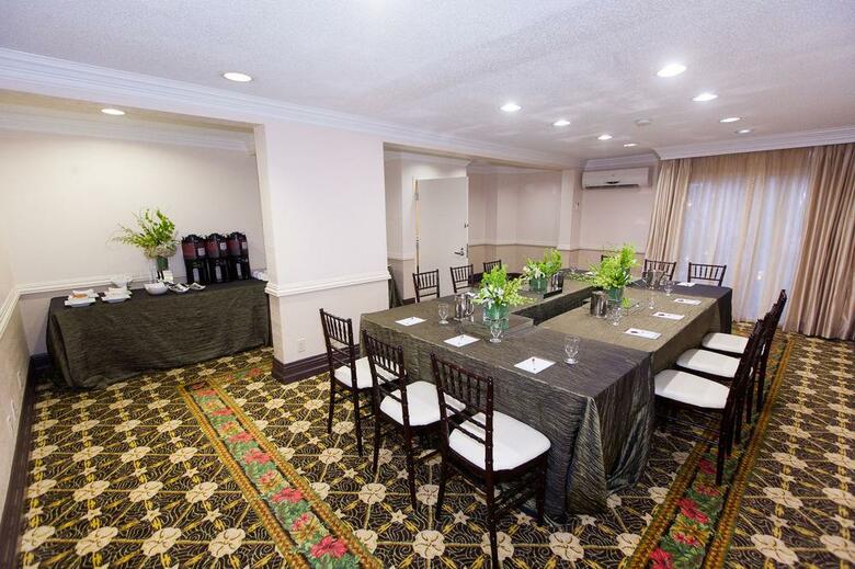 Hotel Comfort Suites Paradise Island