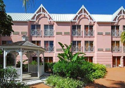 Hotel Comfort Suites Paradise Island