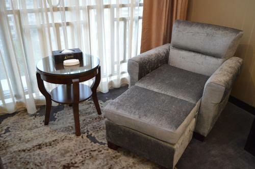 Aimoer Hotel