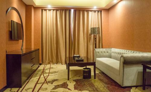 Aimoer Hotel
