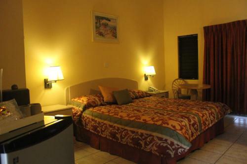 Hotel Allamanda Beach Resort