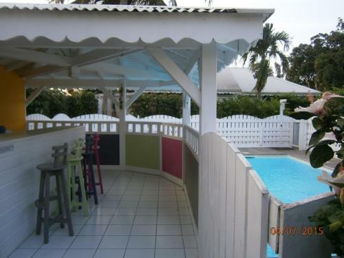 Bungalow Takaya Bambou