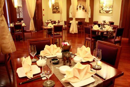 Hotel Crowne Plaza Zhongshan Xiaolan