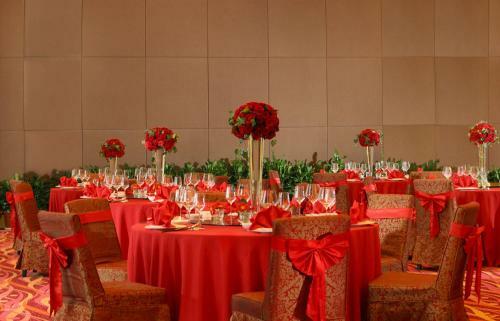 Hotel Crowne Plaza Zhongshan Xiaolan