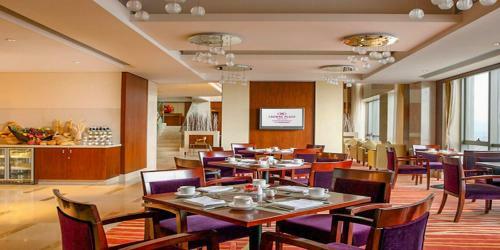 Hotel Crowne Plaza Zhongshan Xiaolan