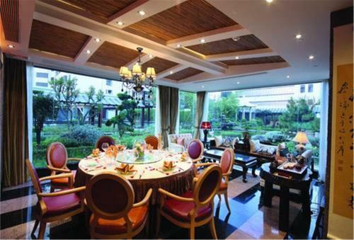 Zhongshan International Hotel