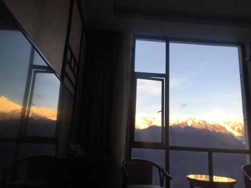 Mingzhu Hotel