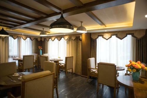 Shangri-la Wonderland Boutique Hotel