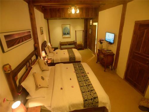 Posada Shangri-la E-outfitting Hostel