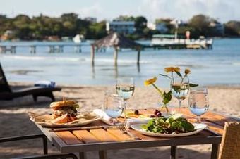 Hotel Copamarina Beach Resort