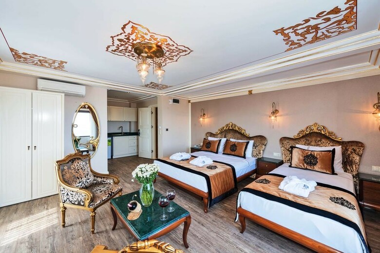 Hotel The Byzantium