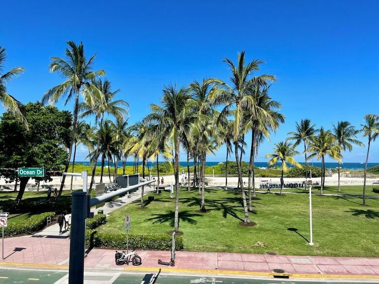 Majestic South Beach Hotel