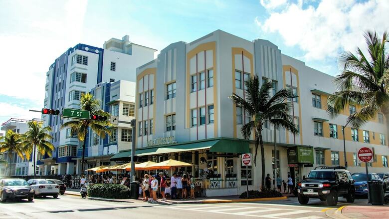 Majestic South Beach Hotel