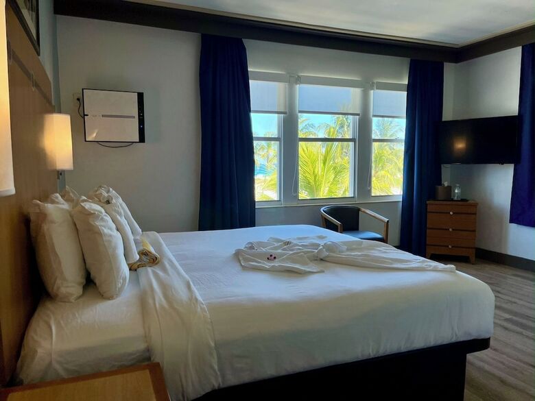 Majestic South Beach Hotel