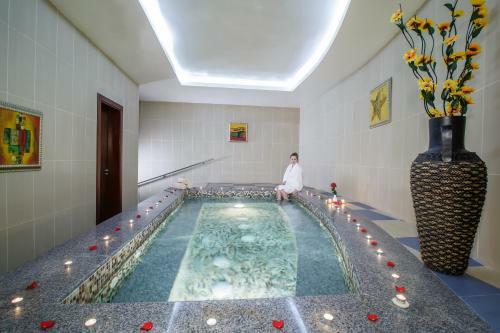 One To One - Concorde Fujairah Hotel