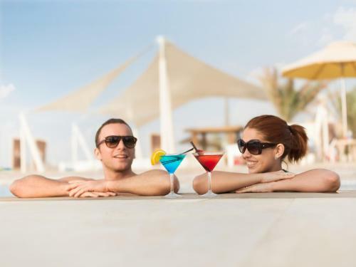 Hotel Al Hamra Palace Beach Resort