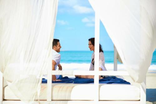 Hotel Al Hamra Palace Beach Resort