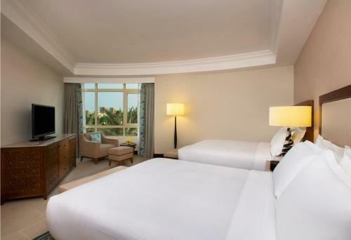 Hotel Hilton Al Hamra Beach & Golf Resort