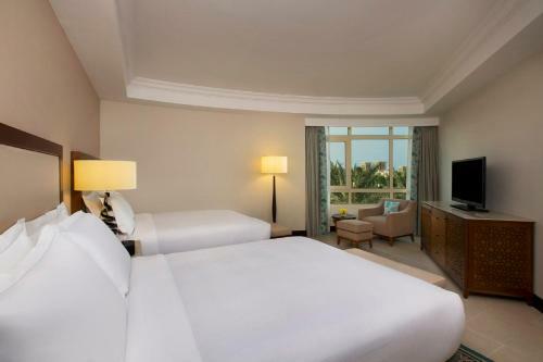 Hotel Hilton Al Hamra Beach & Golf Resort