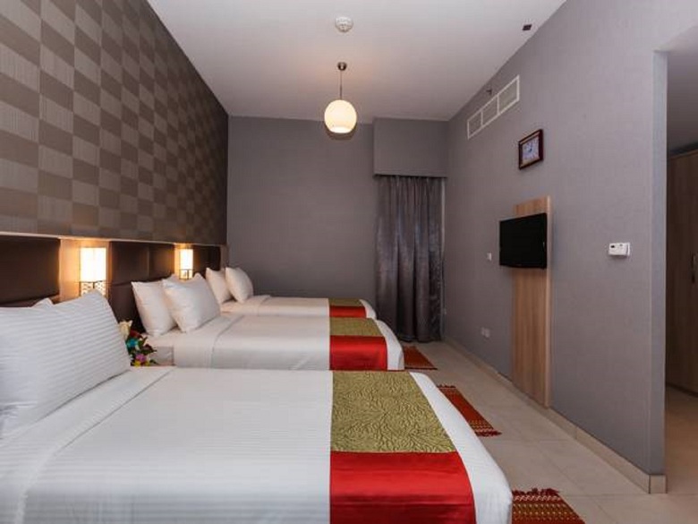 Flora Square Hotel