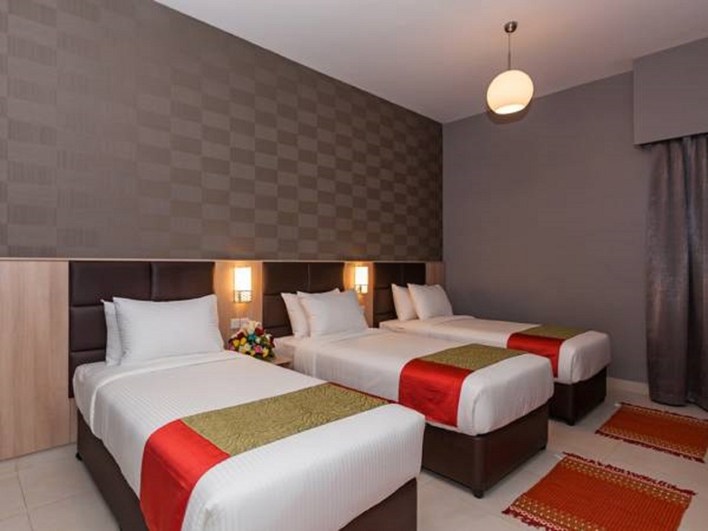Flora Square Hotel