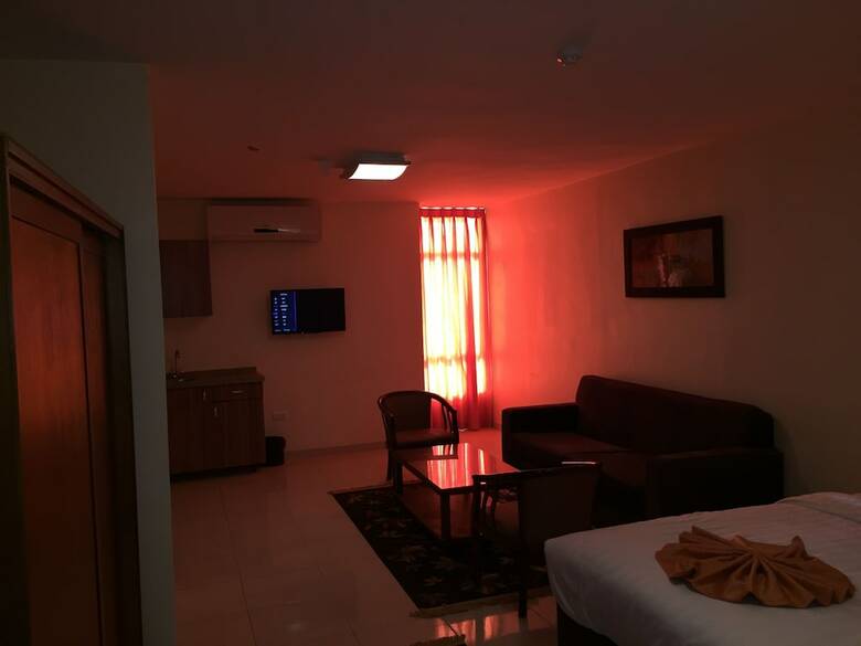 Zaina Plaza Hotel