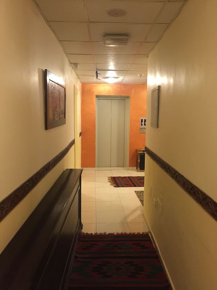 Zaina Plaza Hotel