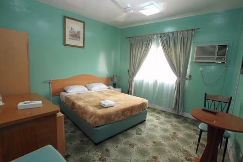 Zaineast Hotel