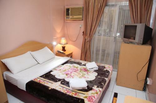 Zaineast Hotel