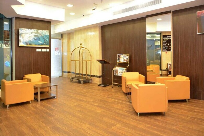 Everest International Hotel