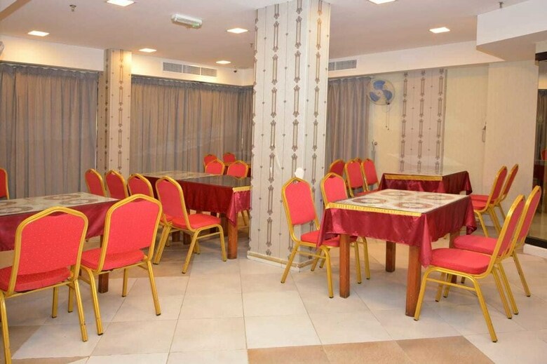 Everest International Hotel