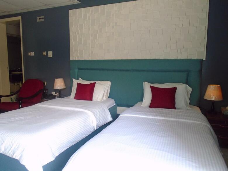 Sky Hotel Apartment Dubai