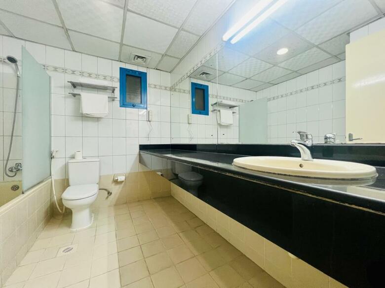 Sky Hotel Apartment Dubai
