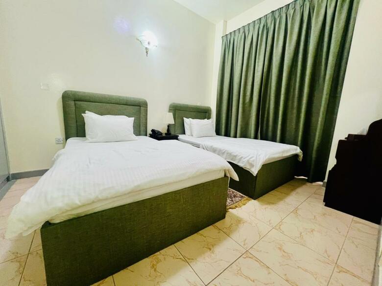 Sky Hotel Apartment Dubai