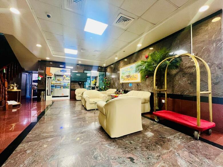Sky Hotel Apartment Dubai