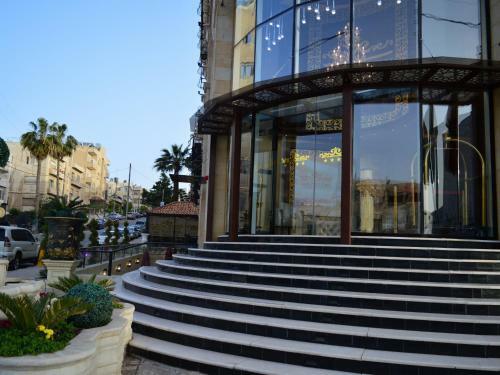 Sama Paris Hotel