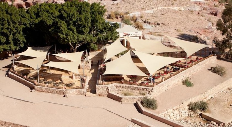 Petra Guest House Hotel