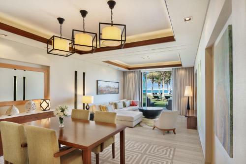 Hotel Ja Palm Tree Court & Spa