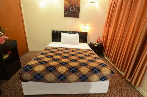 Royal Prince Hotel