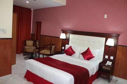Grand Nova Hotel
