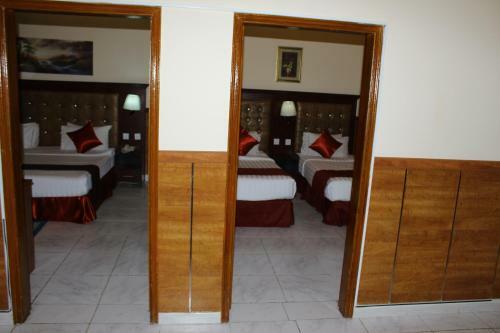 Grand Nova Hotel