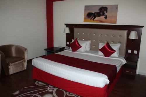 Grand Nova Hotel